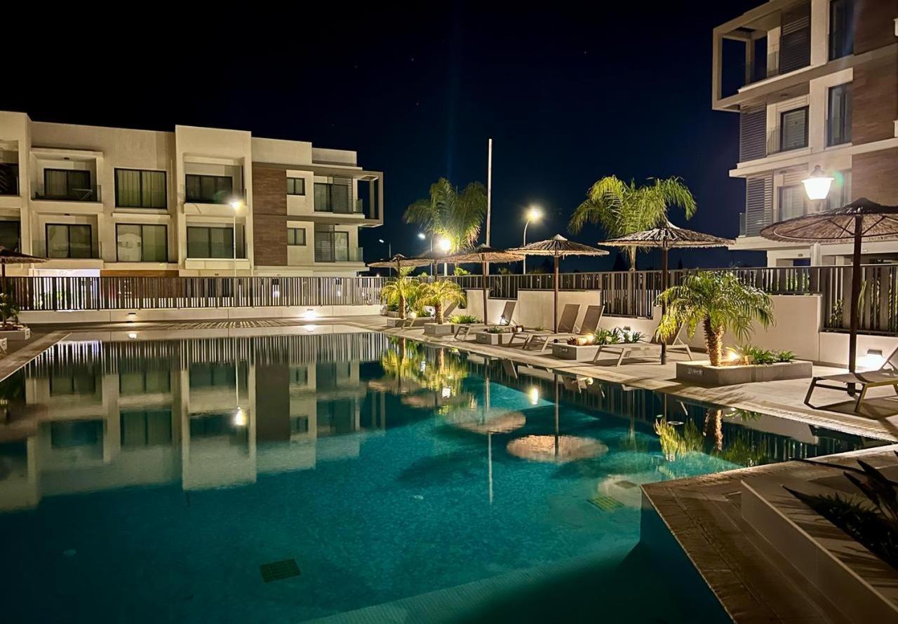 Cosmos Residence Paralímni Extérieur photo